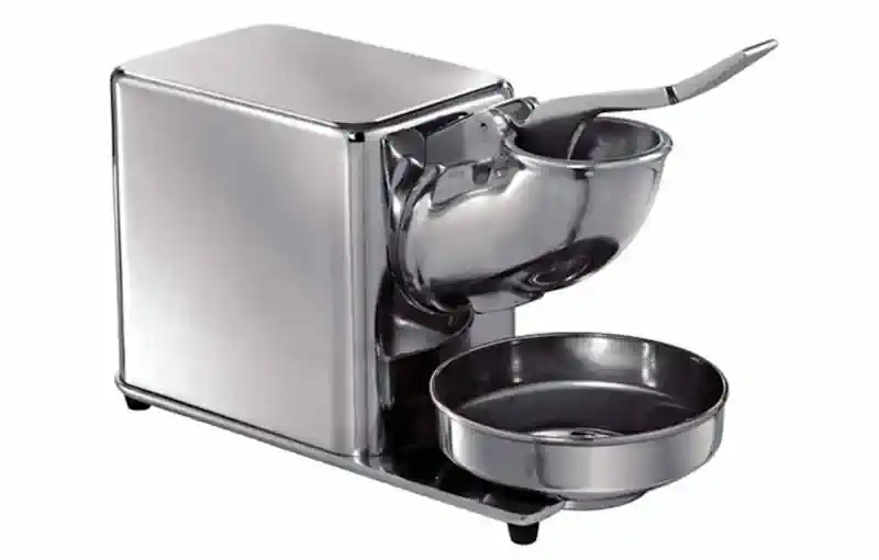 tritaghiaccio shaver